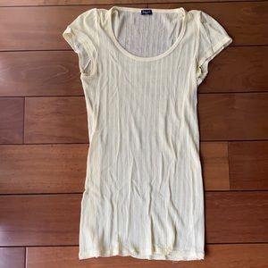 Yellow Splendid shirt size Small